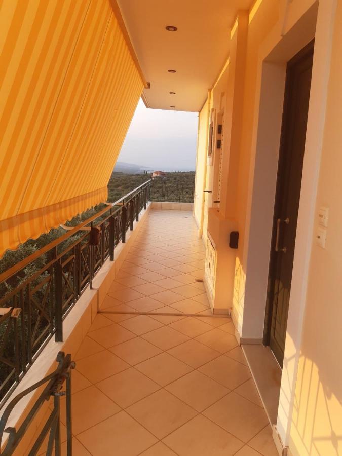 Appartamento 3 Asteria Kómboi Esterno foto